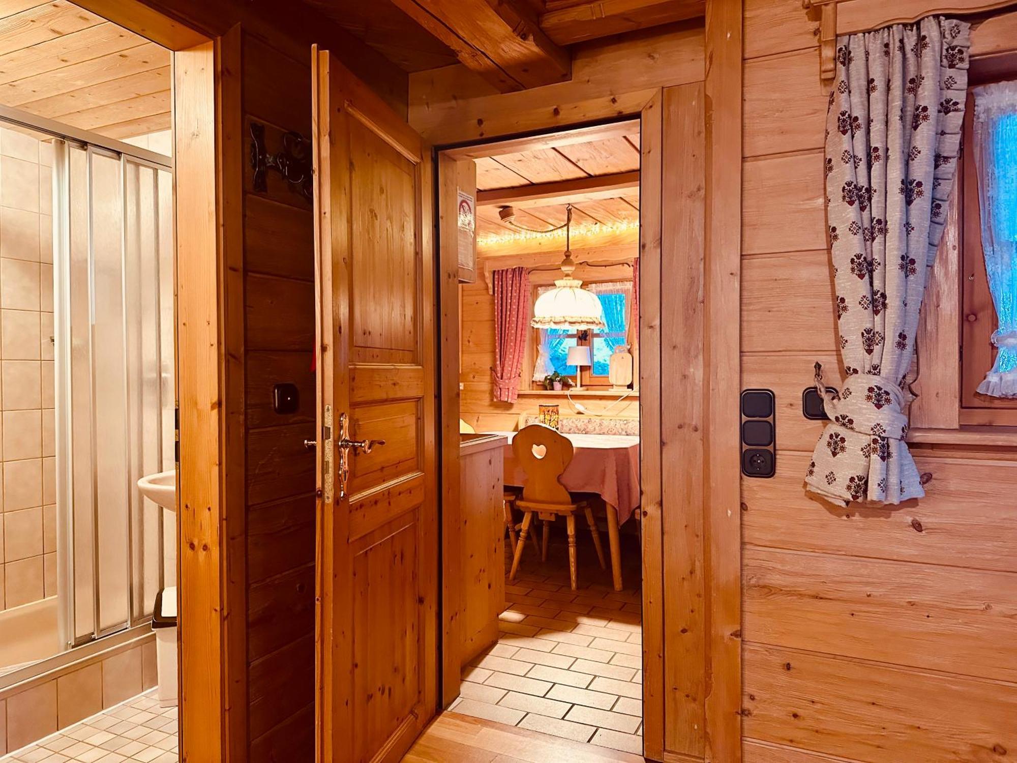 Almbruennerl Die Almhuette Auf Der Raffner Alm โรพอลดิง ภายนอก รูปภาพ