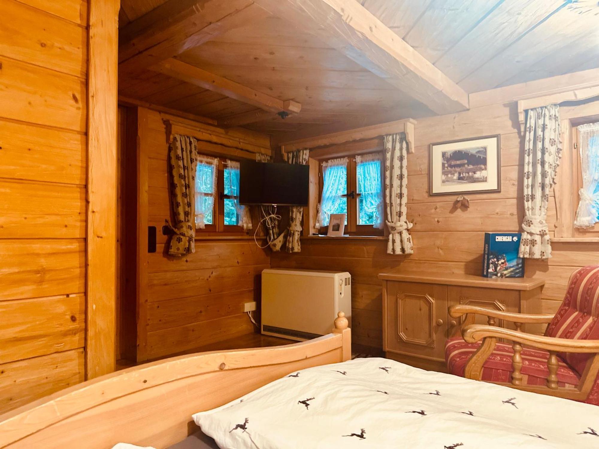 Almbruennerl Die Almhuette Auf Der Raffner Alm โรพอลดิง ภายนอก รูปภาพ