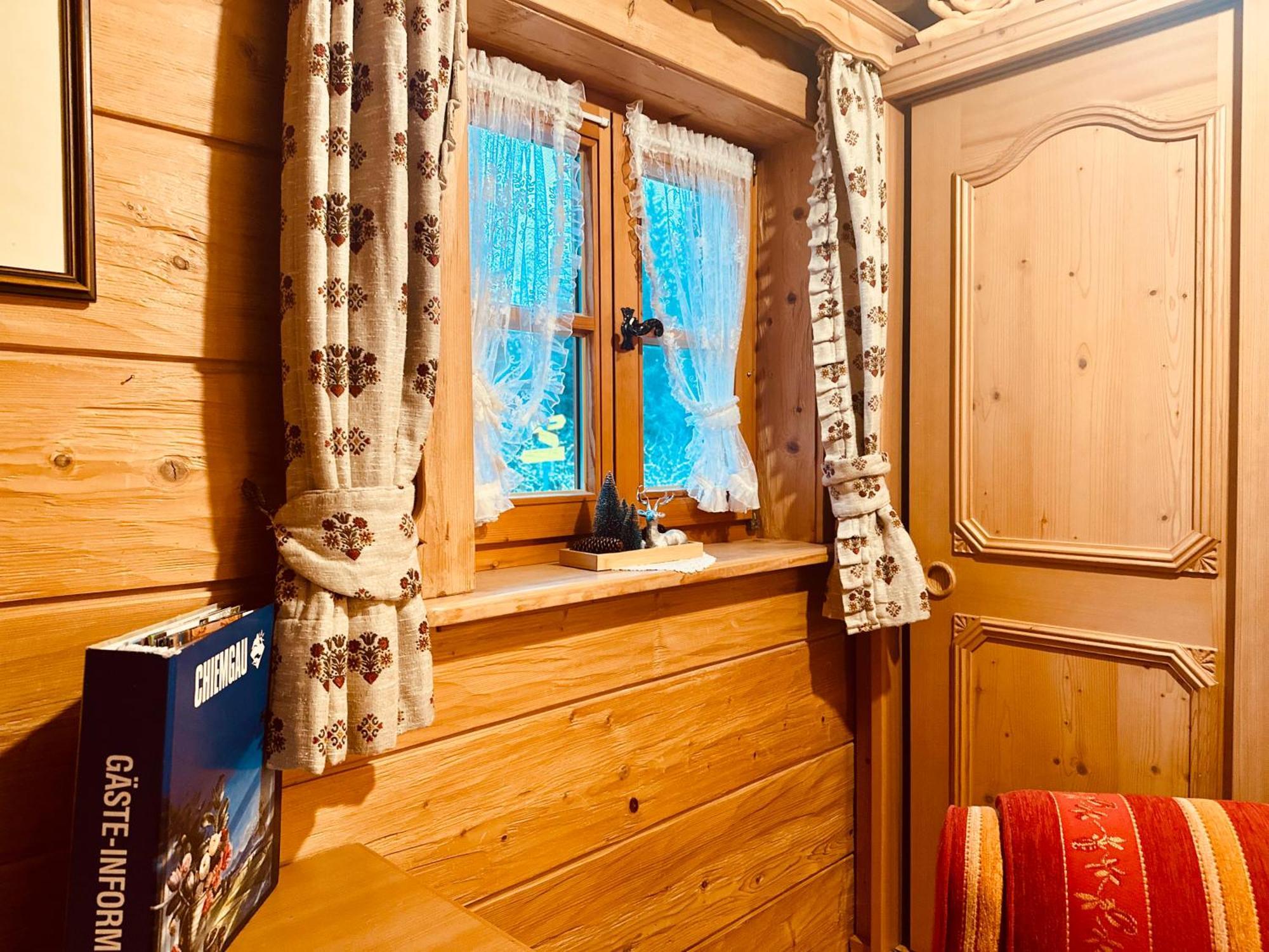 Almbruennerl Die Almhuette Auf Der Raffner Alm โรพอลดิง ภายนอก รูปภาพ