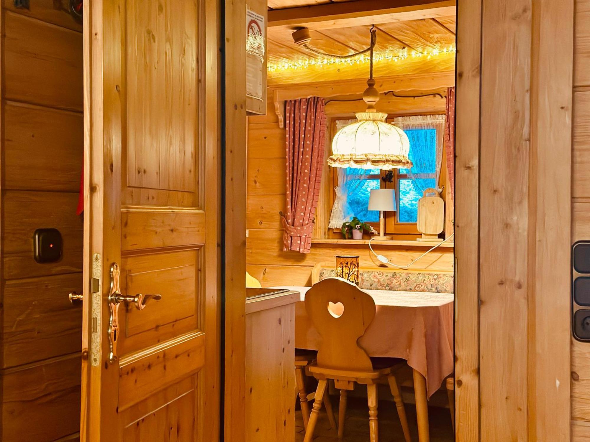 Almbruennerl Die Almhuette Auf Der Raffner Alm โรพอลดิง ภายนอก รูปภาพ